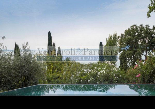 casa indipendente in vendita a Padenghe sul Garda
