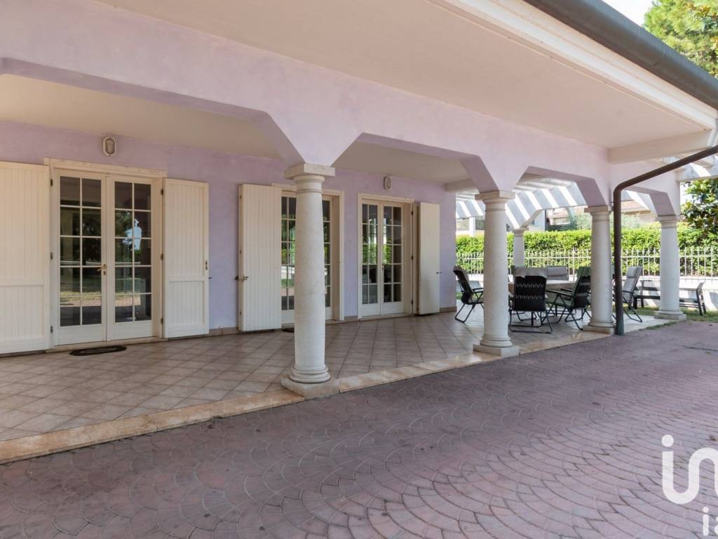 casa indipendente in vendita a Padenghe sul Garda