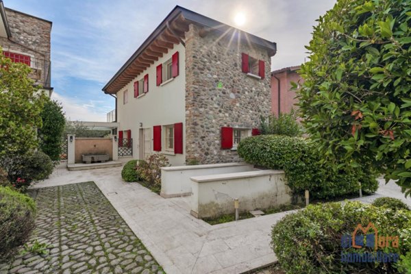 appartamento in vendita a Padenghe sul Garda