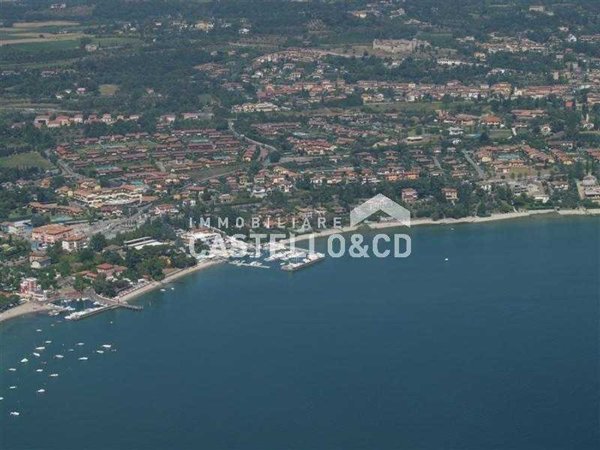 villa in vendita a Padenghe sul Garda