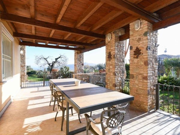 casa indipendente in vendita a Padenghe sul Garda