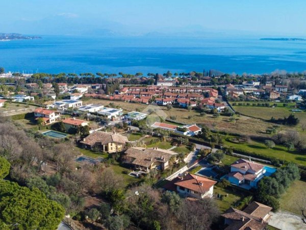 casa indipendente in vendita a Padenghe sul Garda