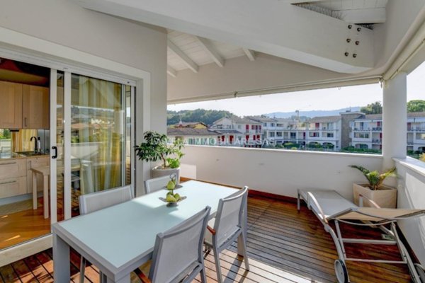 appartamento in vendita a Padenghe sul Garda