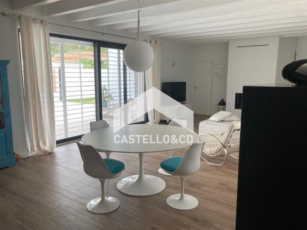casa indipendente in vendita a Padenghe sul Garda