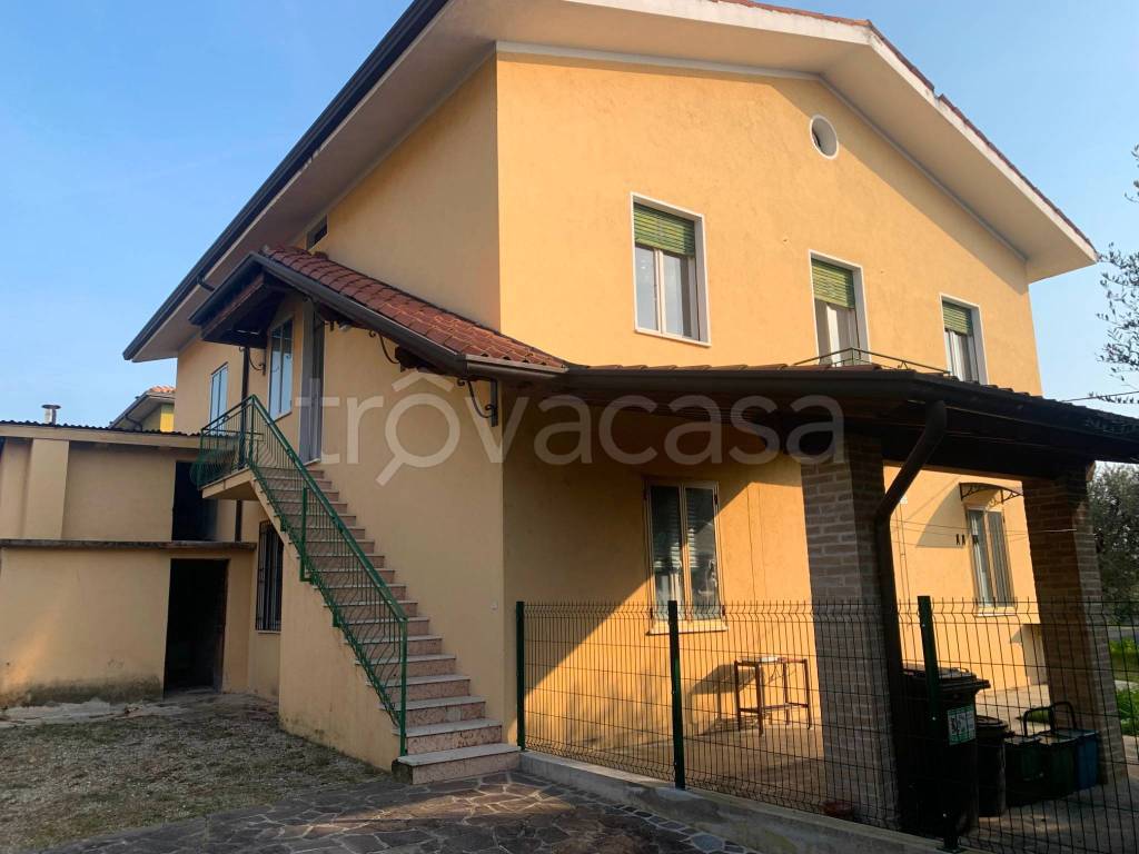 appartamento in vendita a Padenghe sul Garda