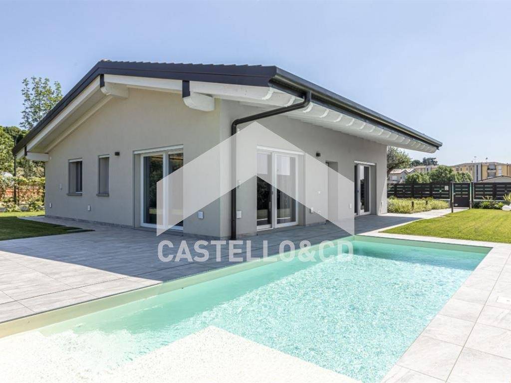 casa indipendente in vendita a Padenghe sul Garda
