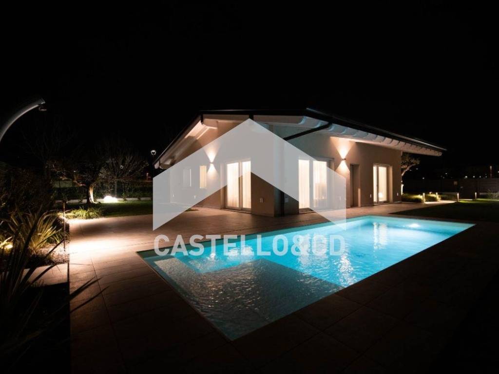 casa indipendente in vendita a Padenghe sul Garda