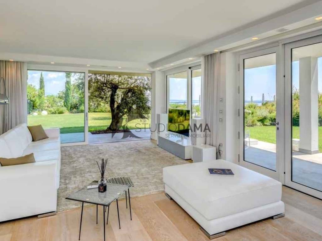 casa indipendente in vendita a Padenghe sul Garda