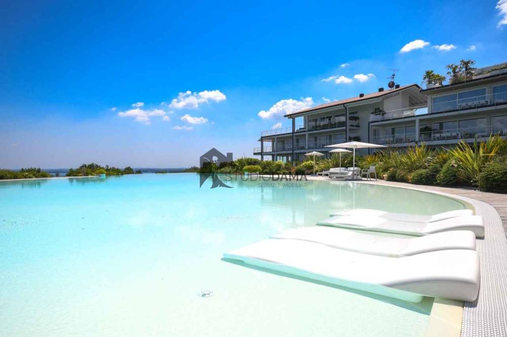 casa indipendente in vendita a Padenghe sul Garda