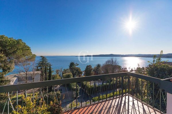 casa indipendente in vendita a Padenghe sul Garda