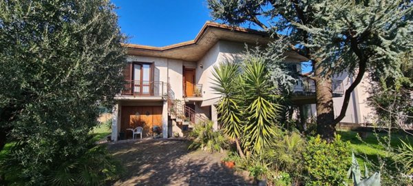 casa indipendente in vendita a Padenghe sul Garda