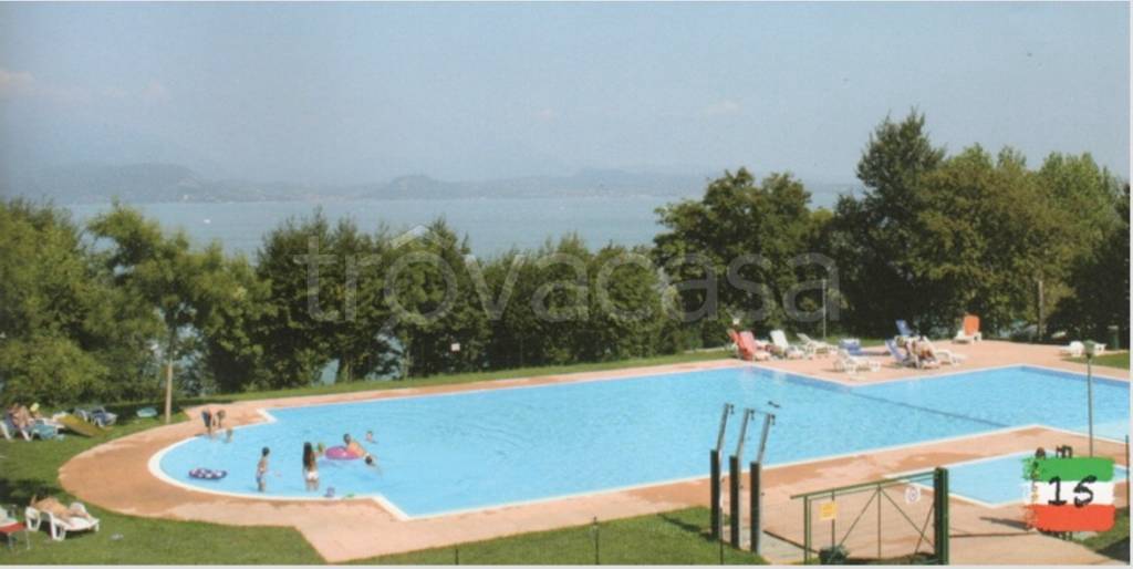 appartamento in vendita a Padenghe sul Garda