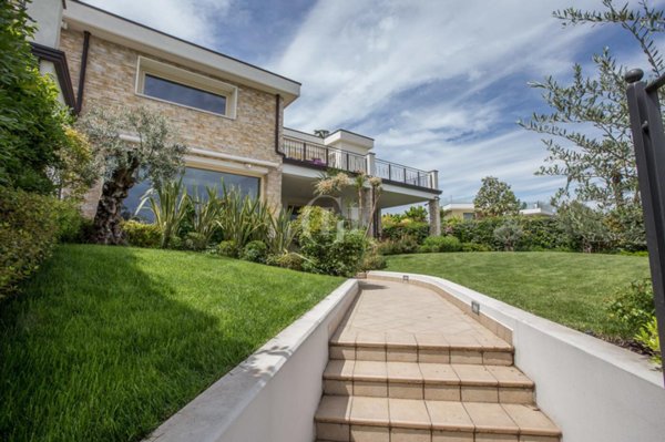 attico in vendita a Padenghe sul Garda