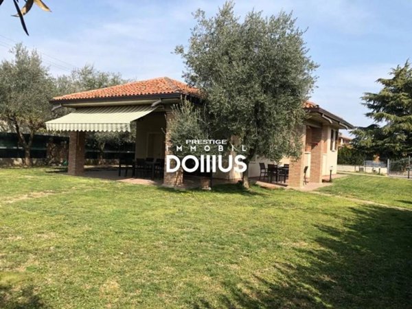 casa indipendente in vendita a Padenghe sul Garda