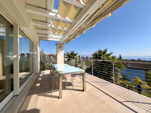 appartamento in vendita a Padenghe sul Garda