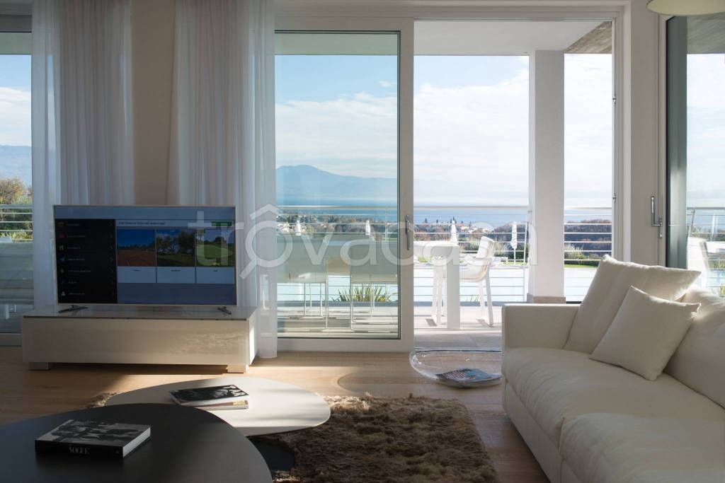 appartamento in vendita a Padenghe sul Garda