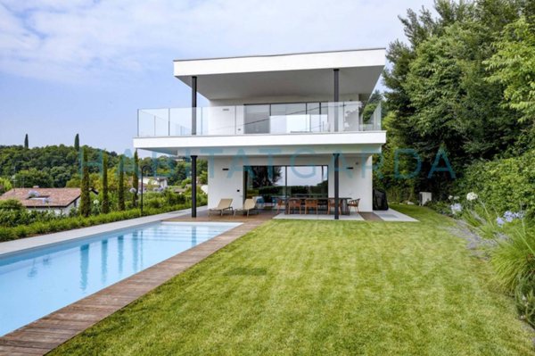 casa indipendente in vendita a Padenghe sul Garda