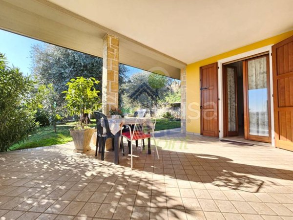 casa indipendente in vendita a Padenghe sul Garda
