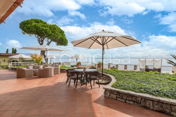 casa indipendente in vendita a Padenghe sul Garda