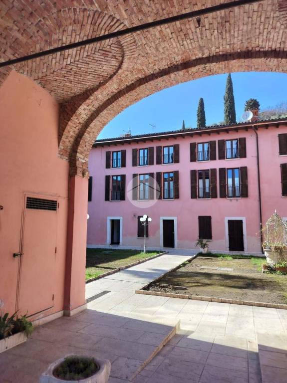 appartamento in vendita a Padenghe sul Garda