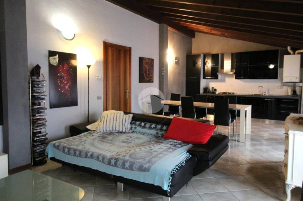 appartamento in vendita a Padenghe sul Garda