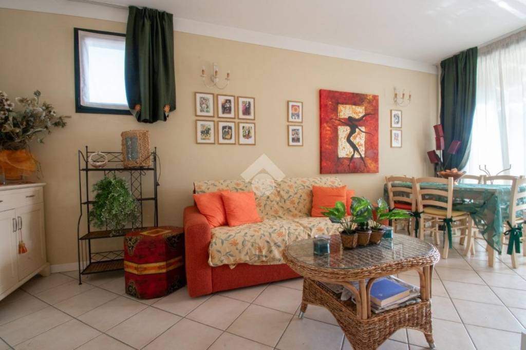 appartamento in vendita a Padenghe sul Garda