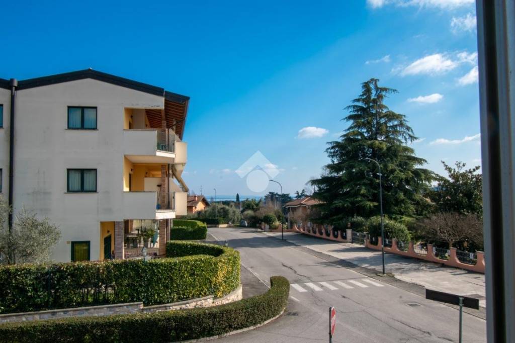 appartamento in vendita a Padenghe sul Garda