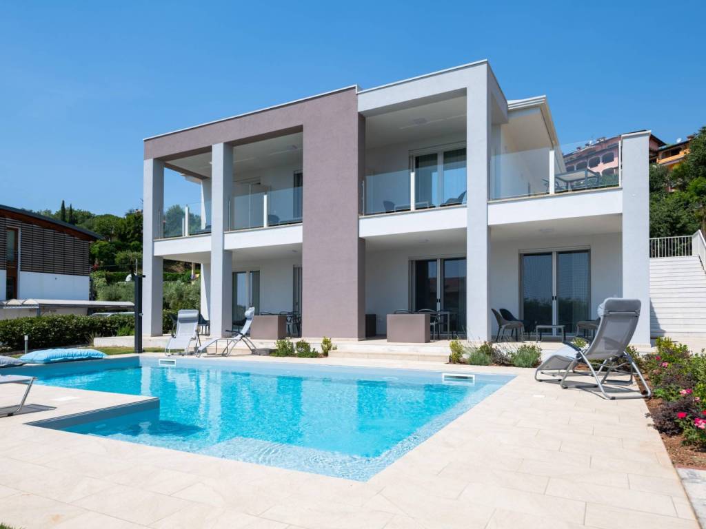 casa indipendente in vendita a Padenghe sul Garda