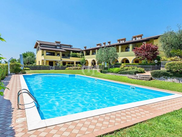 casa indipendente in vendita a Padenghe sul Garda
