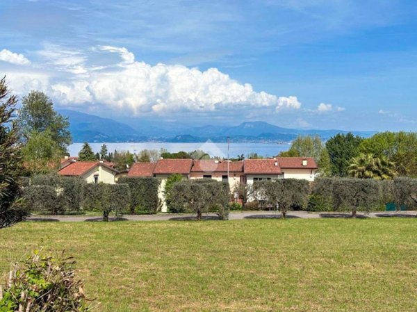 casa indipendente in vendita a Padenghe sul Garda