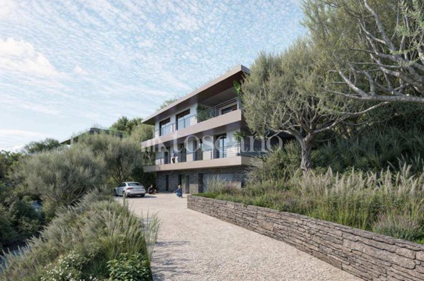 casa indipendente in vendita a Padenghe sul Garda