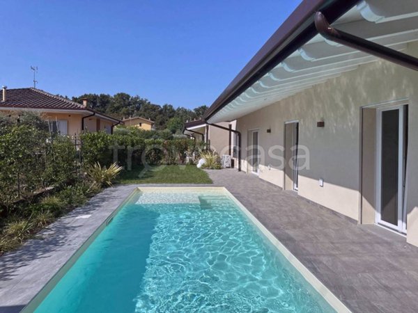 casa indipendente in vendita a Padenghe sul Garda