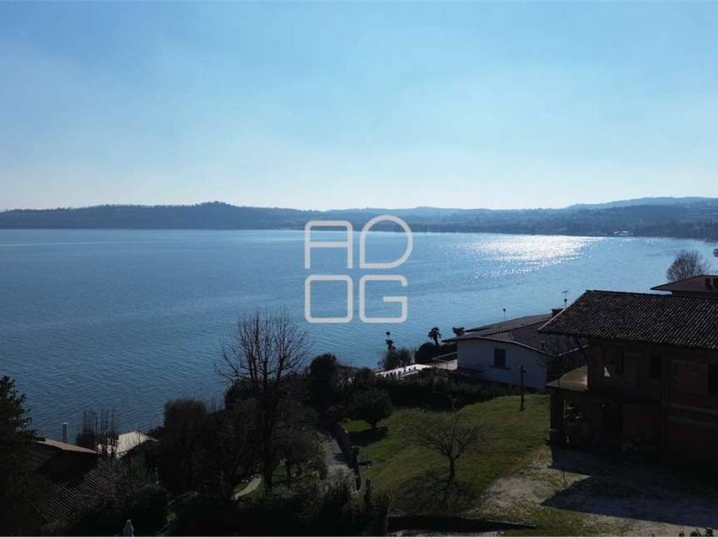 casa indipendente in vendita a Padenghe sul Garda