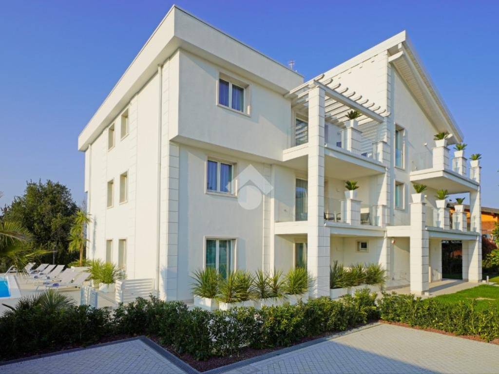 appartamento in vendita a Padenghe sul Garda