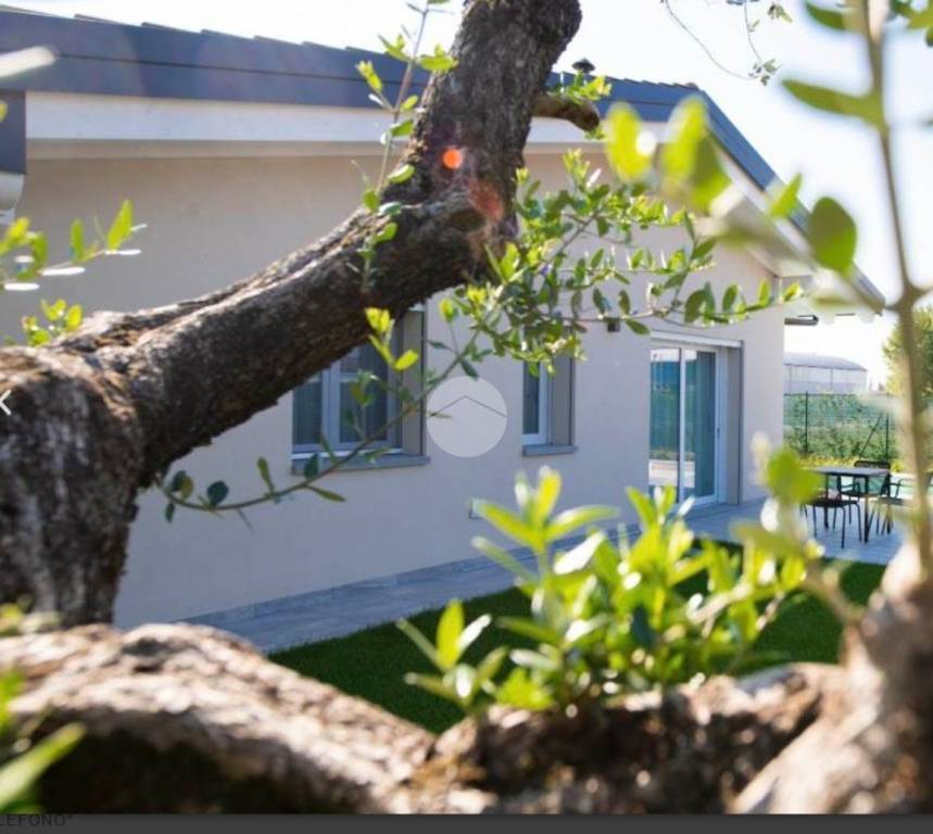 casa indipendente in vendita a Padenghe sul Garda