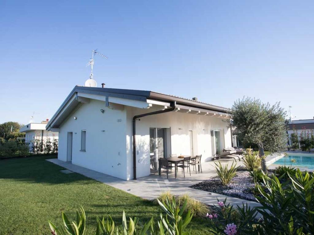casa indipendente in vendita a Padenghe sul Garda