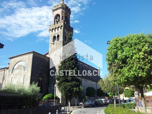 negozio in vendita a Padenghe sul Garda