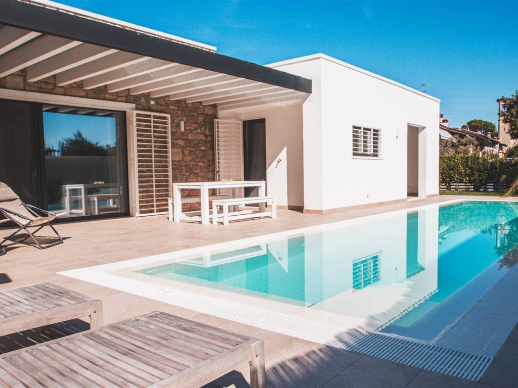 casa indipendente in vendita a Padenghe sul Garda