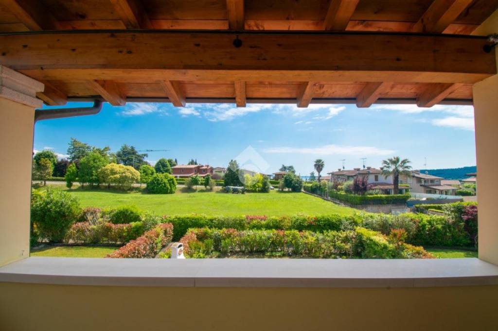 appartamento in vendita a Padenghe sul Garda