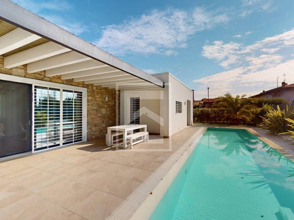 casa indipendente in vendita a Padenghe sul Garda