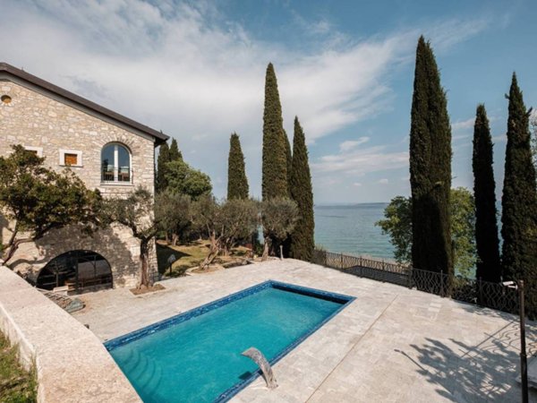 casa indipendente in vendita a Padenghe sul Garda
