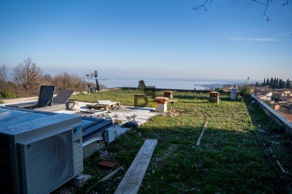 casa indipendente in vendita a Padenghe sul Garda