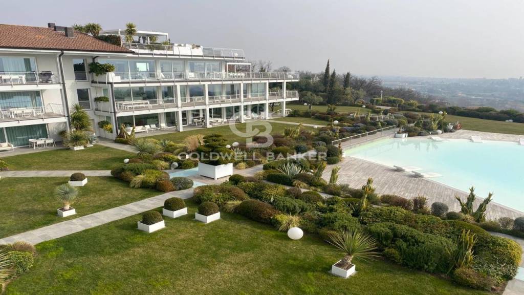 casa indipendente in vendita a Padenghe sul Garda