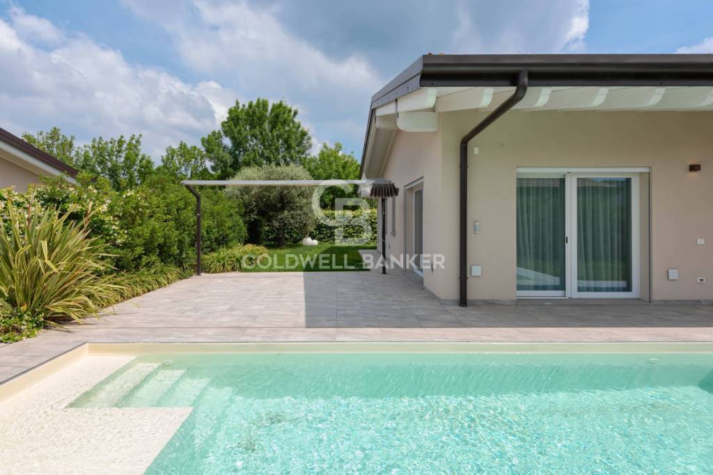 casa indipendente in vendita a Padenghe sul Garda