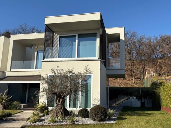 casa indipendente in vendita a Padenghe sul Garda
