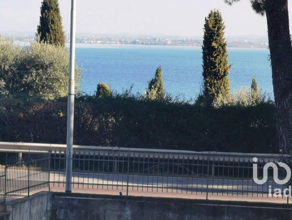 casa indipendente in vendita a Padenghe sul Garda