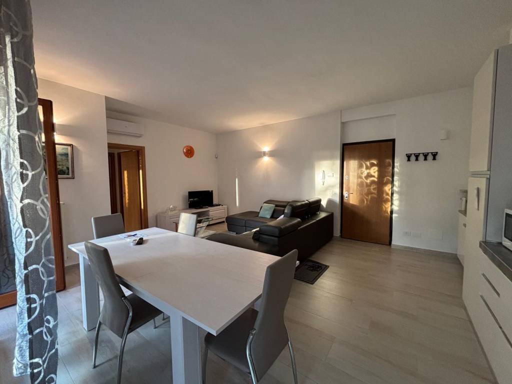 appartamento in vendita a Padenghe sul Garda