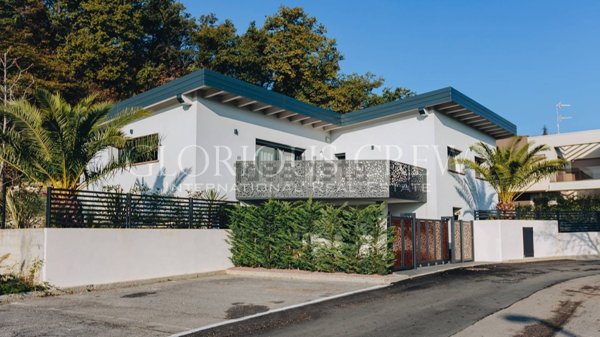 casa indipendente in vendita a Padenghe sul Garda