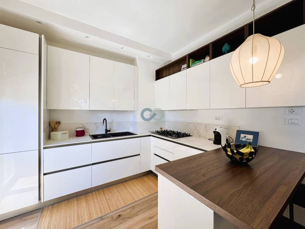 casa indipendente in vendita a Padenghe sul Garda