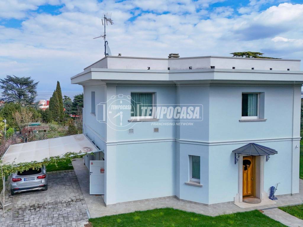 casa indipendente in vendita a Padenghe sul Garda